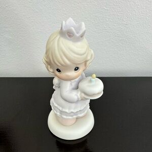 Vintage Precious Moments 1996 Birthday Wishes With Hugs & Kisses #139556. No Box